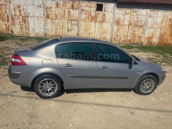 Sahibinden Renault Megane 1.6 Dynamique 2004 Model 
