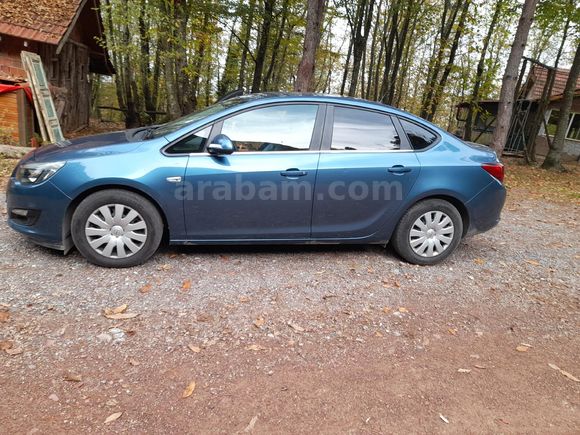 Sahibinden Opel Astra 1.6 Edition 2015 Model  51000 km Mavi