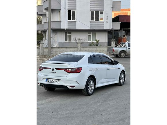 Sahibinden Renault Megane 1.5 dCi Touch 2017 Model 