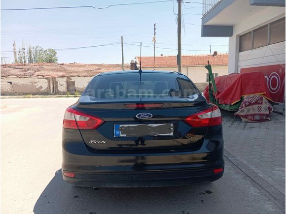 Sahibinden Ford Focus 1.6 TDCi Trend 2012 Model  228.000 km Siyah