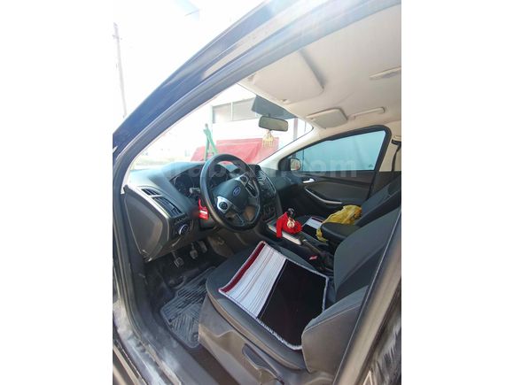 Sahibinden Ford Focus 1.6 TDCi Trend 2012 Model  228.000 km Siyah
