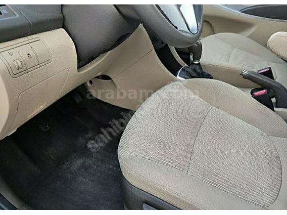 Sahibinden Hyundai Accent Blue 1.6 CRDI Mode Plus 2012 Model