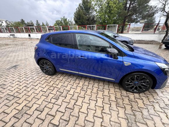 Sahibinden Renault Clio 1.0 TCe Techno Esprit Alpine 2025 Model  25 km Lacivert