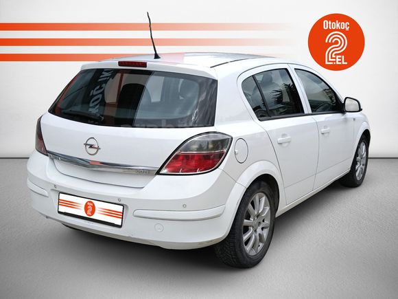 OPEL ASTRA 2011