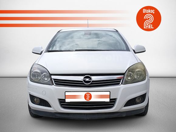 OPEL ASTRA 2011