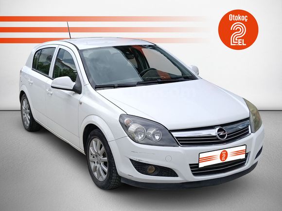 OPEL ASTRA 2011