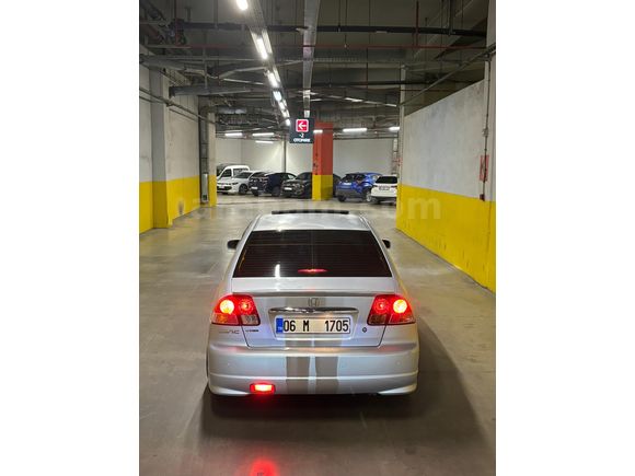 Sahibinden Honda Civic 1.6i VTEC ES 2006 Model Ankara