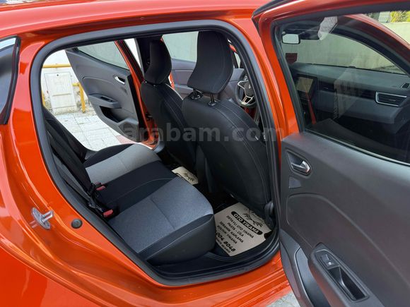 Galeriden Renault Clio 1.0 TCe Evolution 2025 Model Muğla