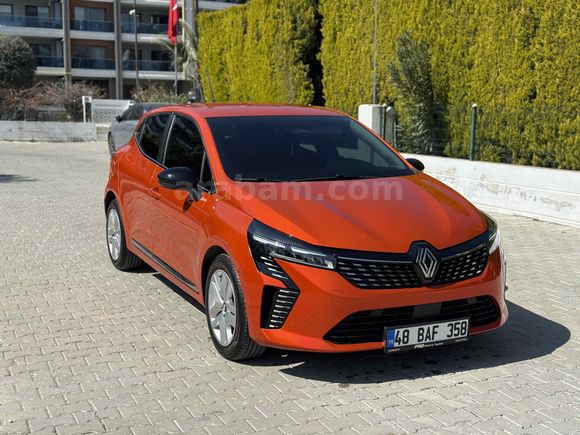 Galeriden Renault Clio 1.0 TCe Evolution 2025 Model Muğla