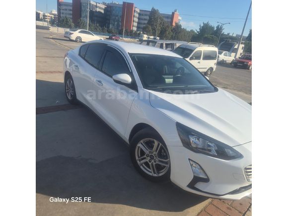 Sahibinden Ford Focus 1.5 TDCi Trend X 2021 Model