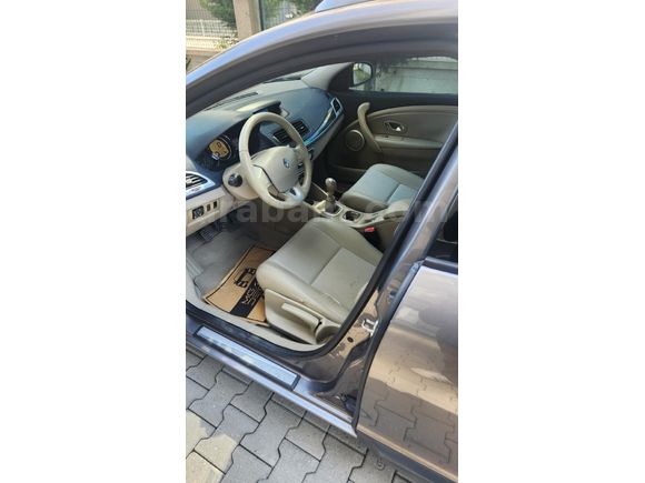 Sahibinden Renault Megane 1.5 dCi Sport Tourer Privilege 2010 Model