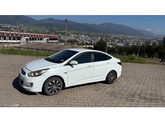 Memurdan Temiz Otomatik Hyundai Accent Blue