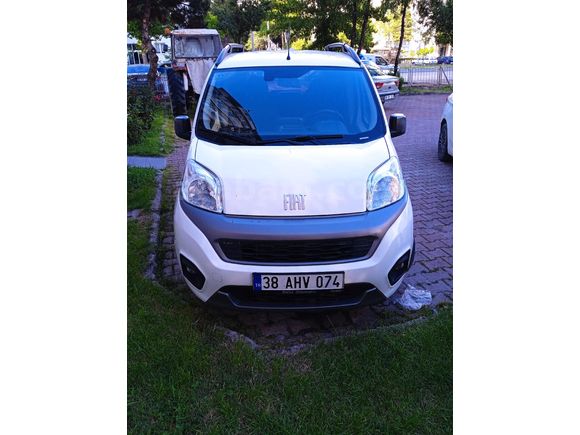Sahibinden Fiat Fiorino Combi 1.4 Eko Premio 2022 Model  68.000 km Beyaz