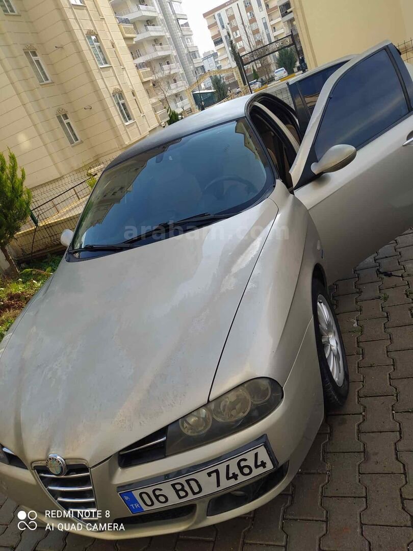 Sahibinden Alfa Romeo 156 1.6 TS Distinctive 2006 Model Şanlıurfa 253.000 km Füme 3