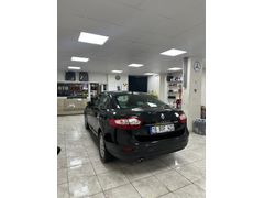 Sahibinden Renault Fluence 1.6 Privilege 2010 Mode TÜM BAKIMLARI YAPIMIŞTIR . km orjinaldir boya yok kazası yok