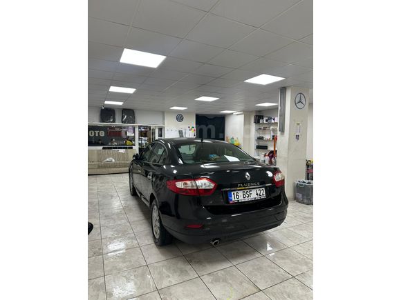 Sahibinden Renault Fluence 1.6 Privilege 2010 Mode TÜM BAKIMLARI YAPIMIŞTIR . km orjinaldir boya yok kazası yok