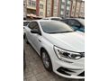 Sahibinden Renault Megane 1.3 TCe Joy 2021 Model 