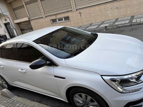 Sahibinden Renault Megane 1.3 TCe Joy 2021 Model 