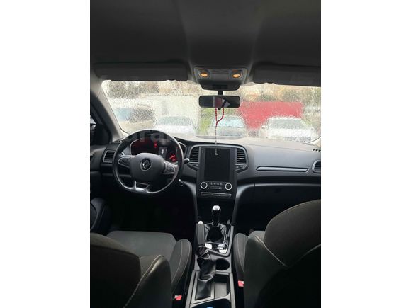 Sahibinden Renault Megane 1.3 TCe Joy 2021 Model 