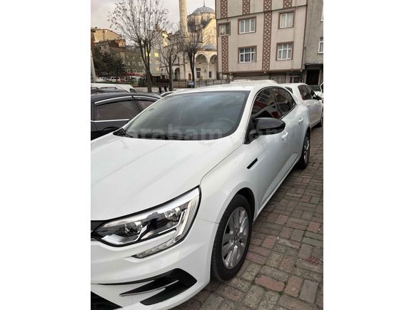 Sahibinden Renault Megane 1.3 TCe Joy 2021 Model 