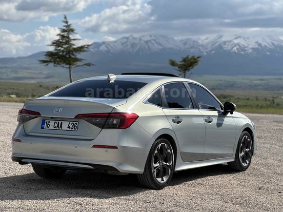 Sahibinden Honda Civic 1.5 i-VTEC Executive Plus 2023 Model 
