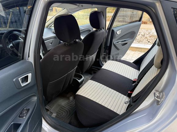 Galeriden Ford Fiesta 1.4 Titanium 2012 Model Muğla