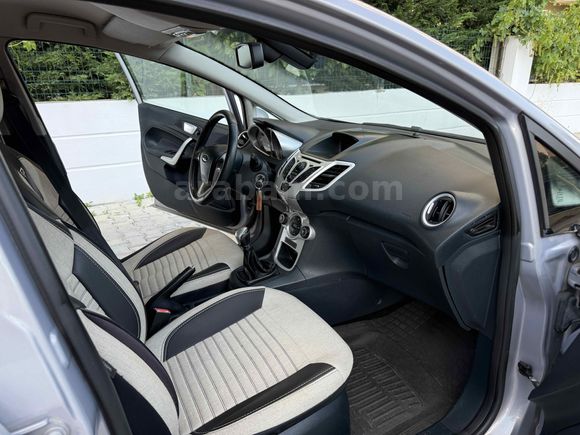 Galeriden Ford Fiesta 1.4 Titanium 2012 Model Muğla
