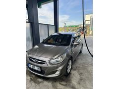 Sahibinden Hyundai Accent Blue 1.4 CVVT Mode 2012 Model Edirne