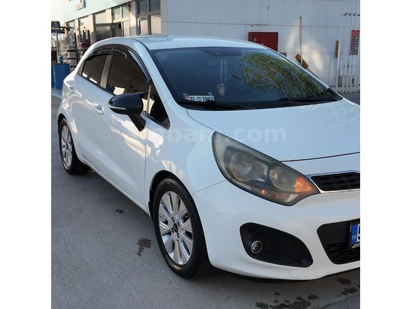 Sahibinden Kia Rio 1.4 CRDi Fancy 2012 Model