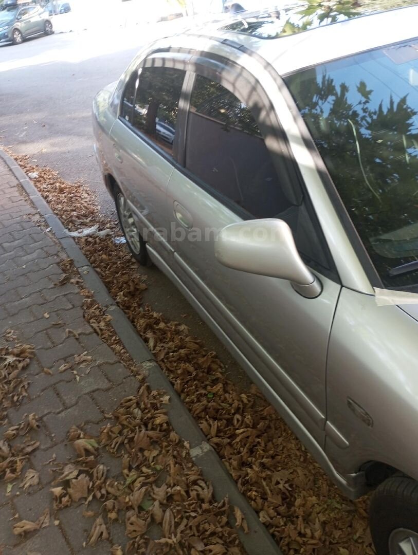 Sahibinden Mitsubishi Carisma 1.6 Avance 2001 Model 7
