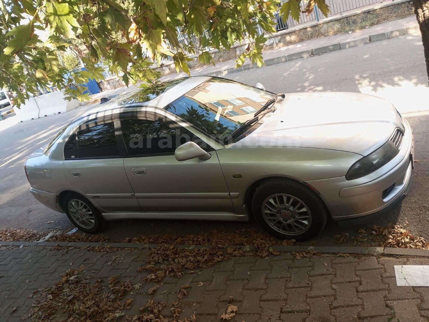 Sahibinden Mitsubishi Carisma 1.6 Avance 2001 Model 3