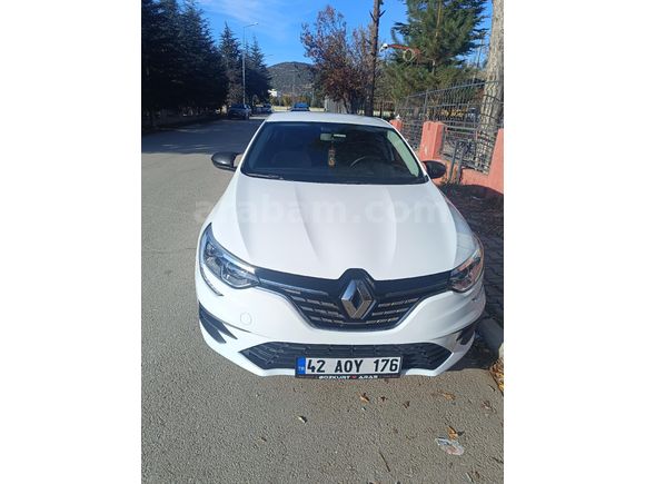 Sahibinden Renault Megane 1.3 TCe Joy 2021 Model Isparta 54.000 km Beyaz