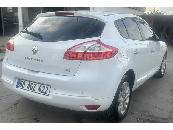 Sahibinden Renault Megane 1.5 dCi Touch Plus 2014 Model  180.000 km Beyaz