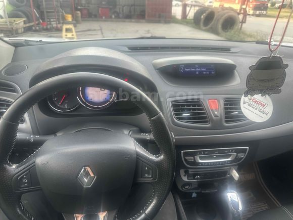 Sahibinden Renault Megane 1.5 dCi Touch Plus 2014 Model  180.000 km Beyaz