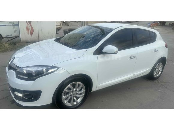 Sahibinden Renault Megane 1.5 dCi Touch Plus 2014 Model  180.000 km Beyaz