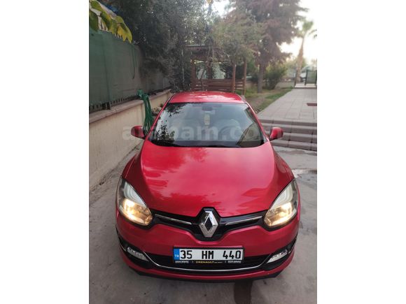 Sahibinden Renault Megane 1.5 dCi Touch Plus 2015 Model  103.000 km Kırmızı