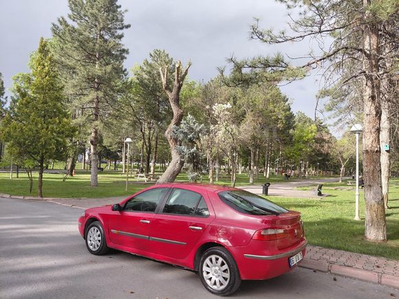 Galeriden Renault Laguna 2.0 Privilege 2002 Model Kayseri