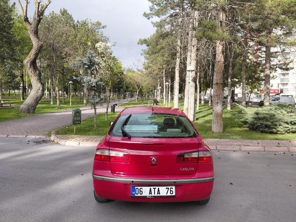 Galeriden Renault Laguna 2.0 Privilege 2002 Model Kayseri