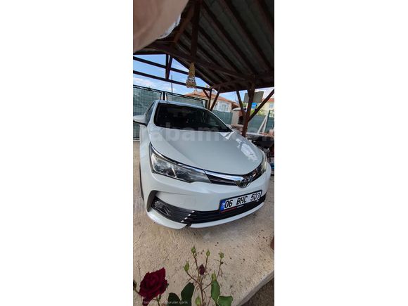 İlk Sahibinden Boyasız/Değişensiz/
Tramersiz | 60.500 KM | Toyota Corolla 1.6 Advance Otomatik