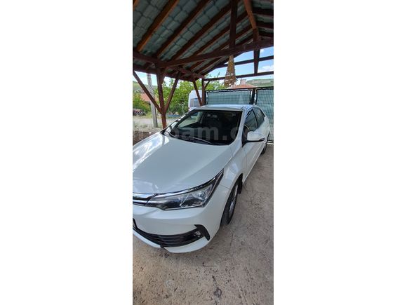 İlk Sahibinden Boyasız/Değişensiz/
Tramersiz | 60.500 KM | Toyota Corolla 1.6 Advance Otomatik