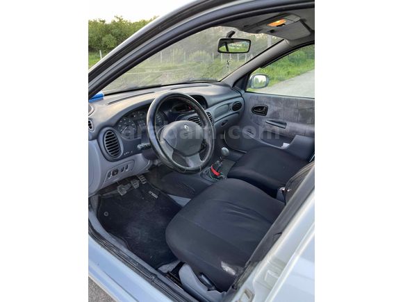 Sahibinden Renault Megane 1.6 RTE 2001 Model Samsun
