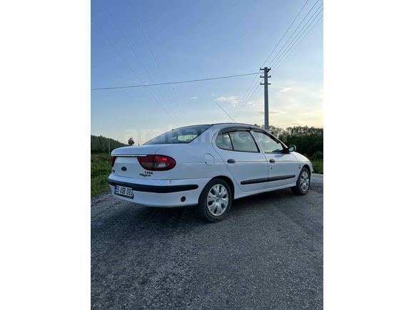 Sahibinden Renault Megane 1.6 RTE 2001 Model Samsun