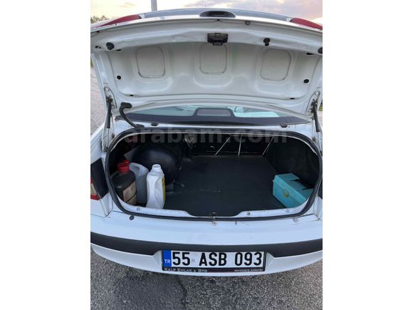 Sahibinden Renault Megane 1.6 RTE 2001 Model Samsun
