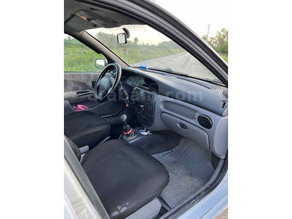 Sahibinden Renault Megane 1.6 RTE 2001 Model Samsun