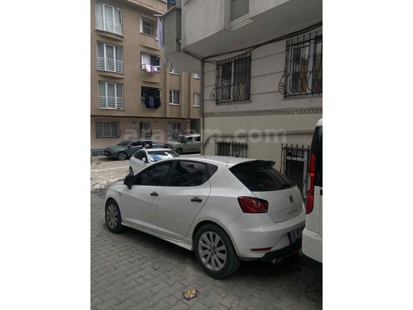 Sahibinden Seat Ibiza 1.4 Reference 2015 Model  158 binde değişensiz 
