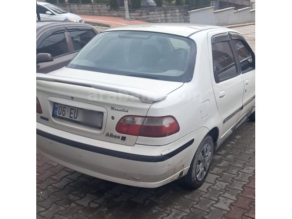 Fiat Albea 1.2 16 walf Active 2004 Model