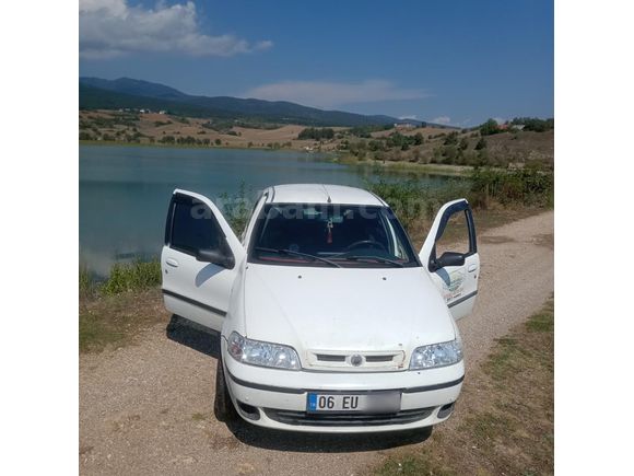 Fiat Albea 1.2 16 walf Active 2004 Model