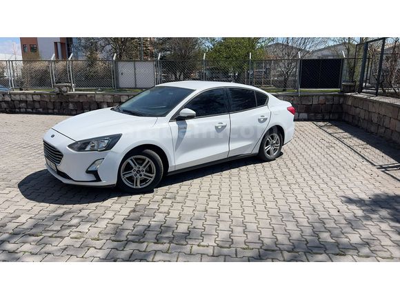 Sahibinden Ford Focus 1.5 Ti-VCT Trend X UZUN YOL ARACI 