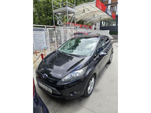 Öğretmenden Ford Fiesta 1.4 TDCi My 2011 Model