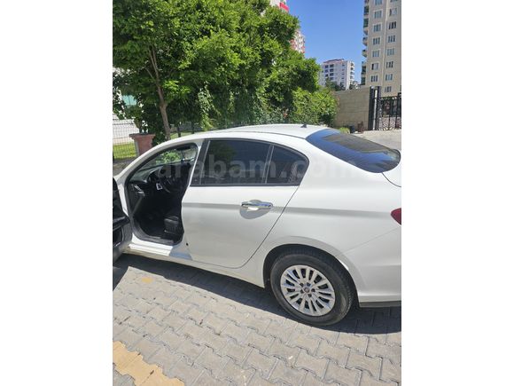 Sahibinden Fiat Egea 1.4 Fire Easy 2021 Model  120.000 km Beyaz